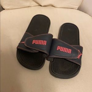 Adjustable puma slides